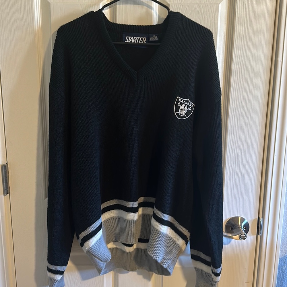 Men’s Raiders sweater